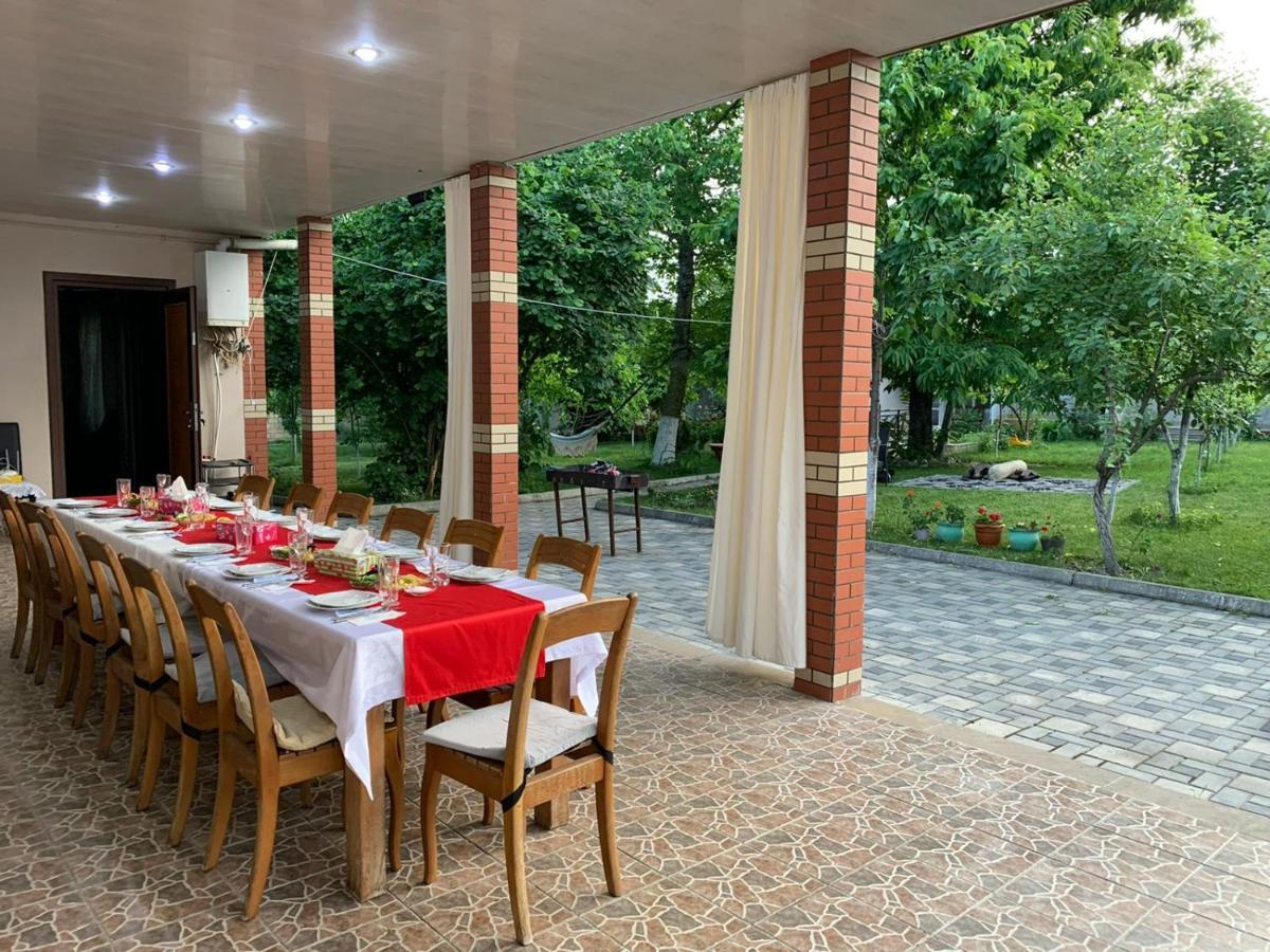 One Dom Cottage 盖贝莱 外观 照片