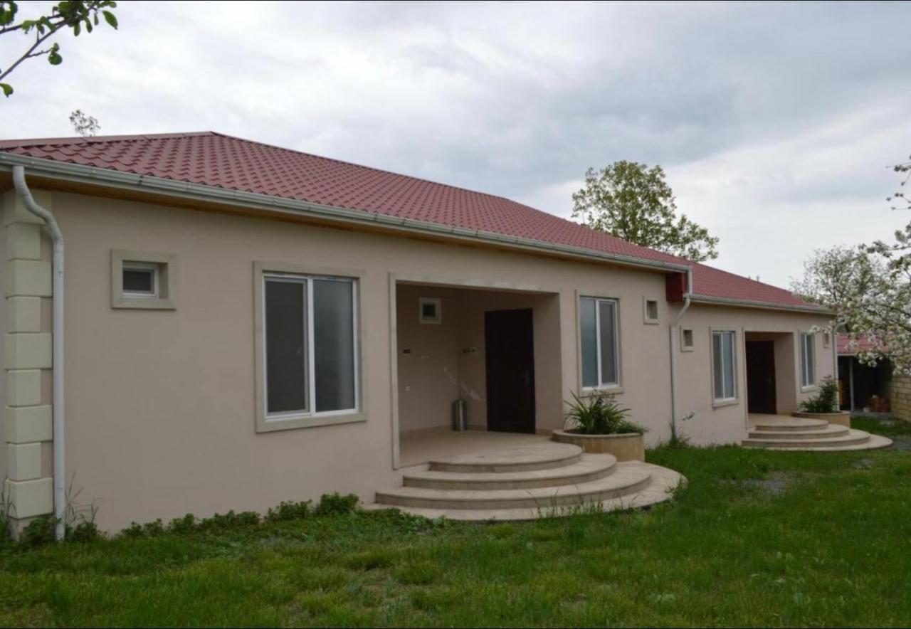 One Dom Cottage 盖贝莱 外观 照片